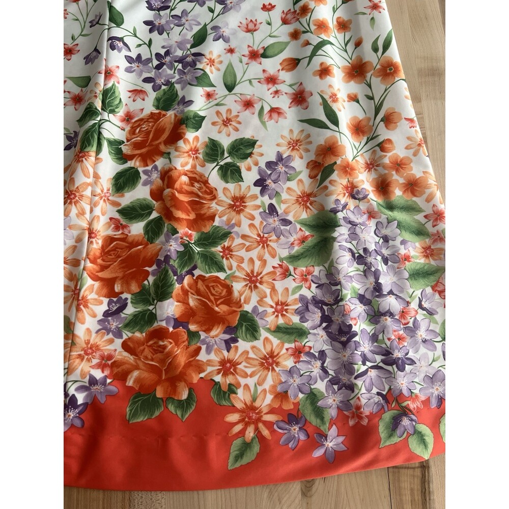 Vintage 60s 70s House Coat Robe Ruffle Neck White Orange Purple Floral Medium - Picture 8 of 15